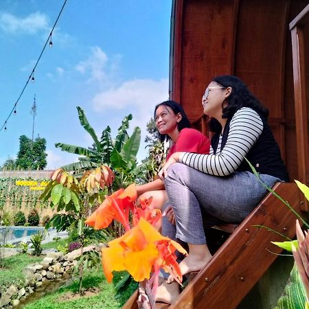 Wooden House Paseban Villa Bogor Exterior foto