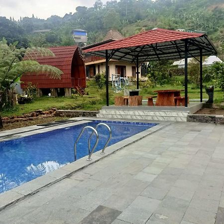 Wooden House Paseban Villa Bogor Exterior foto